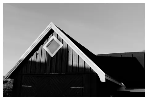 Photograph 8